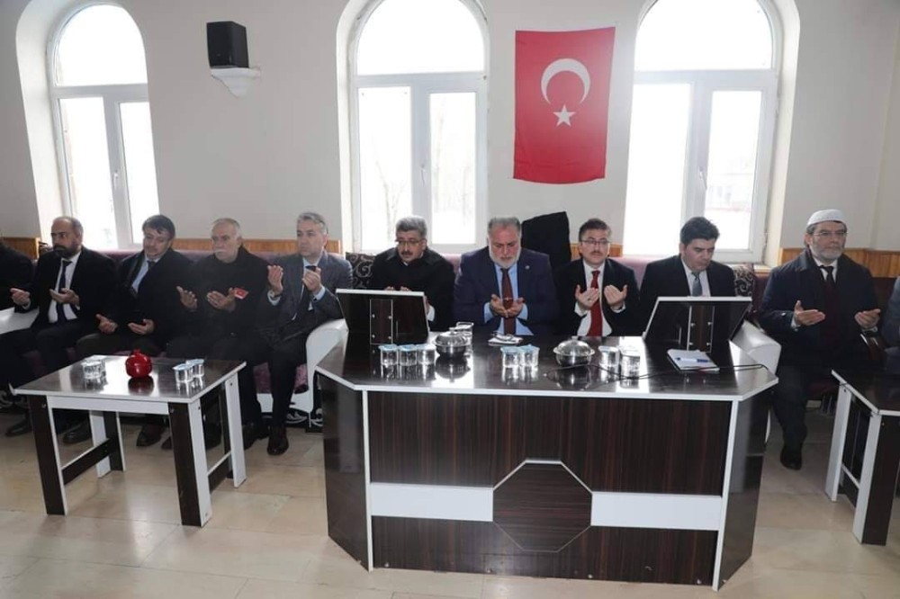 Vali Çağatay’dan şehit ailesine taziye ziyareti 