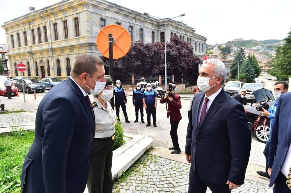 Vali Çakır, Kastamonu’da görevine başladı 