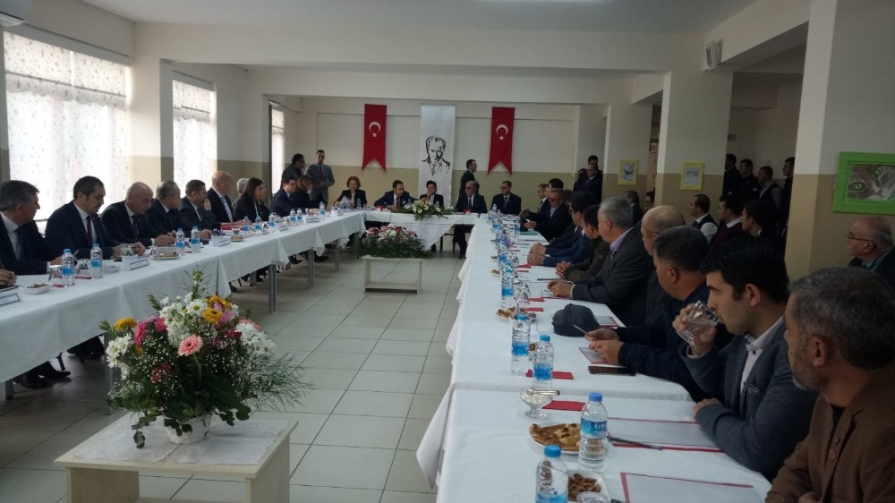 Vali Civelek, Datça’da incelemelerde bulundu 