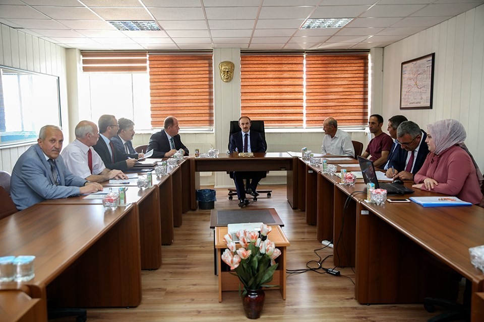 Vali Cüneyt Epcim, İl Encümen Kurulu toplantısına katıldı 