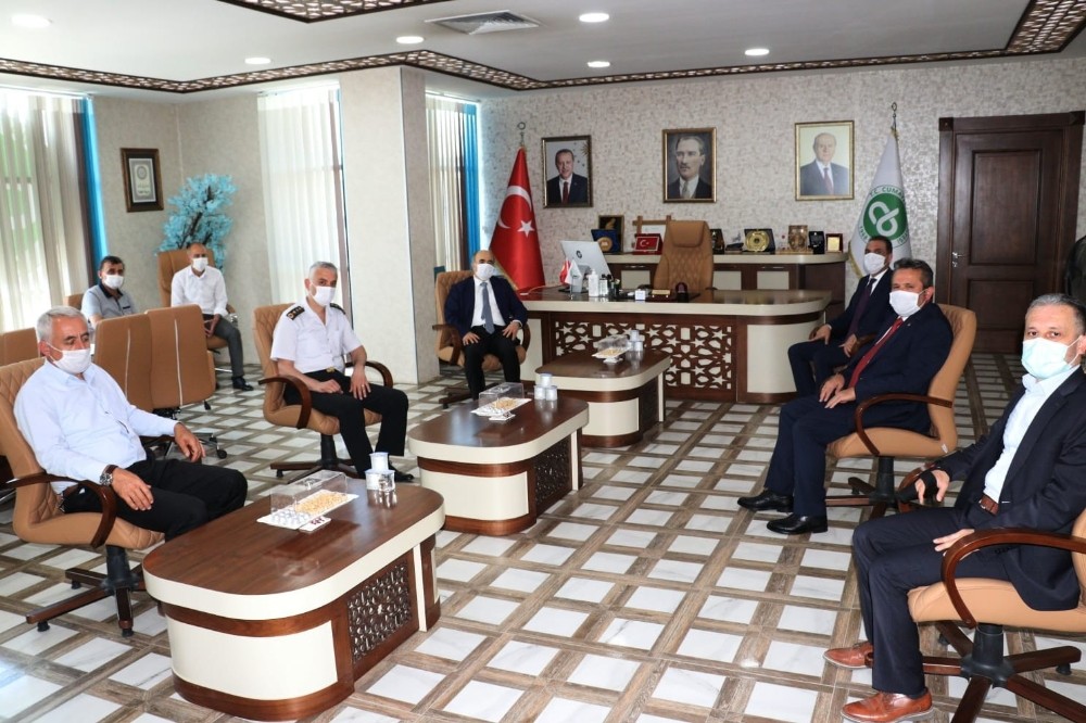 Vali Dağlı’dan Cumayeri’ne veda ziyareti 