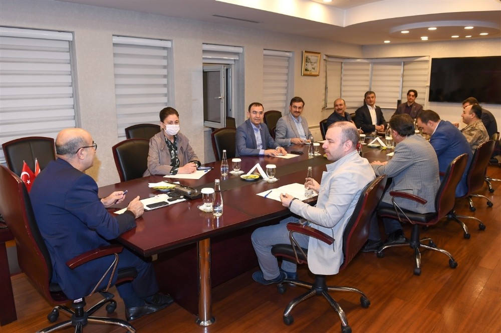 Vali Demirtaş mülki idare amirleriyle bir araya geldi 