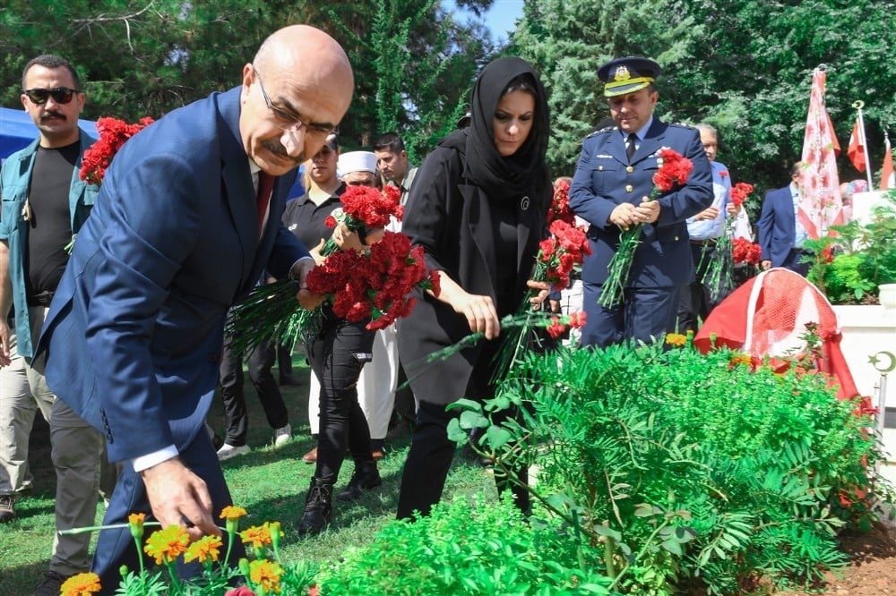 Vali Demirtaş’tan bayram ziyaretleri 