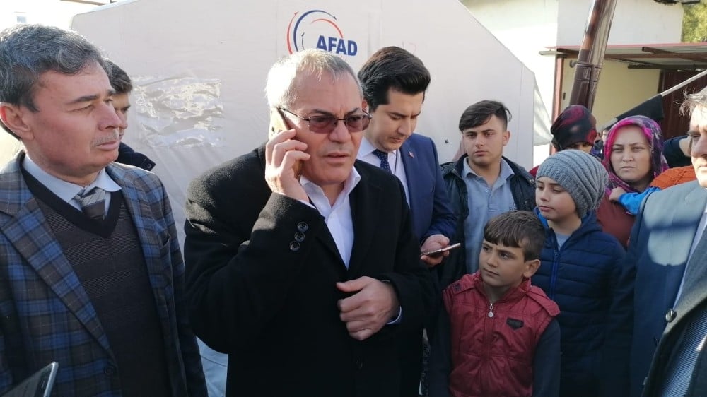 Vali Deniz deprem bölgesinde 