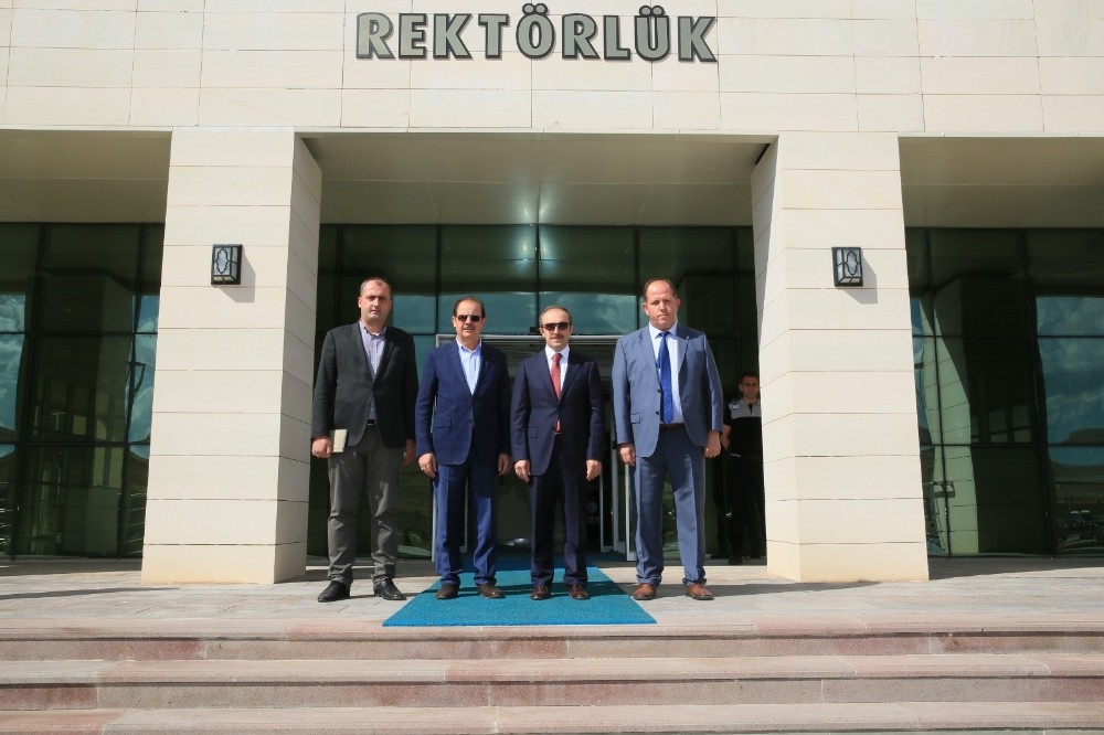 Vali Epcim’den Rektör Coşkun’a iade-i ziyaret 