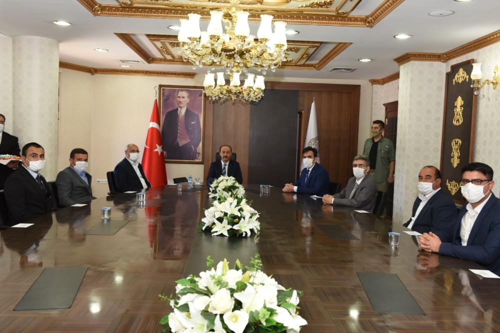 Vali Erin şehit yakınlarıyla bir araya geldi 