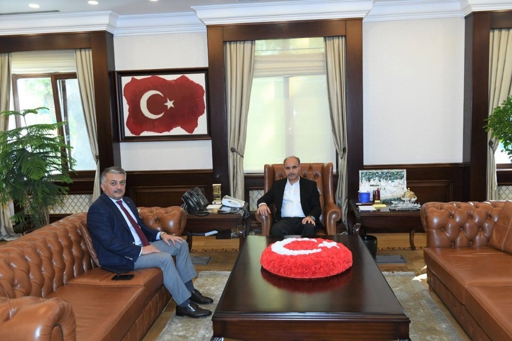 Vali Ersin Yazıcı Emniyet Genel Müdürü Aktaş’ı ziyaret etti 