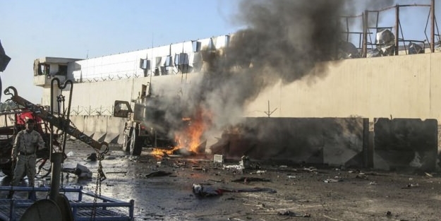 Vali Facebook'tan uyardı: Düştü düşecek...