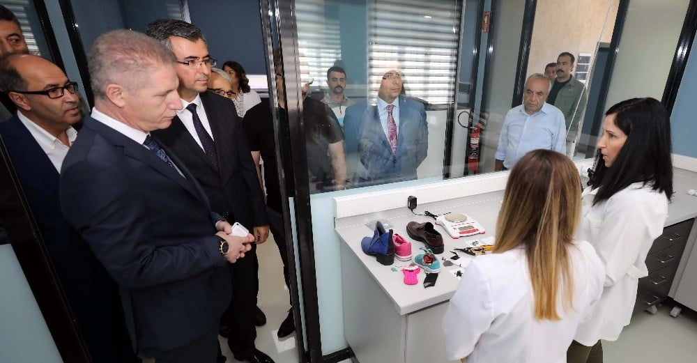 Vali Gül, Naci Topçuoğlu MYO’yu ziyaret etti 