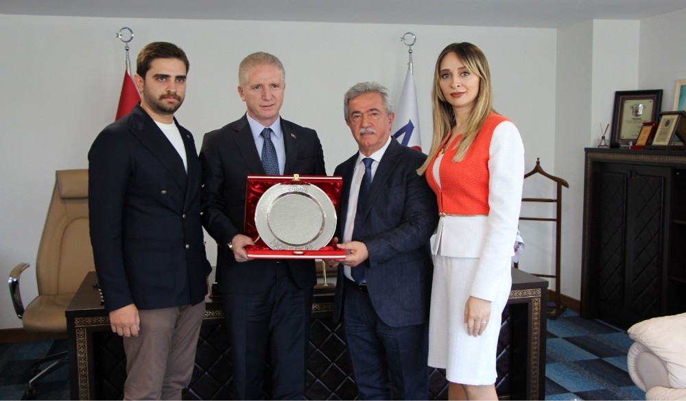 Vali Gül’den NCR International Hospital’a ziyaret 