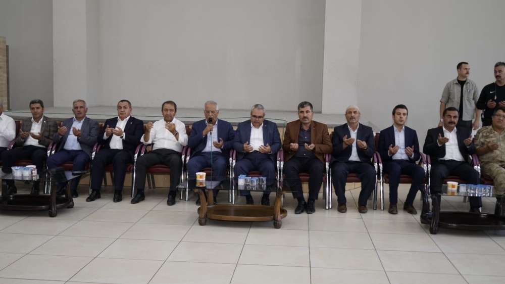 Vali Gündüzöz’den taziye ziyareti 