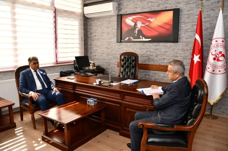 Vali Gürel spor yatırımları hakkında bilgi aldı 