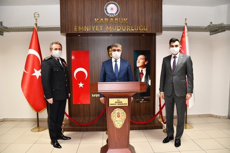 Vali Gürel’den Emniyet Müdürü Tuğ’a ziyaret 