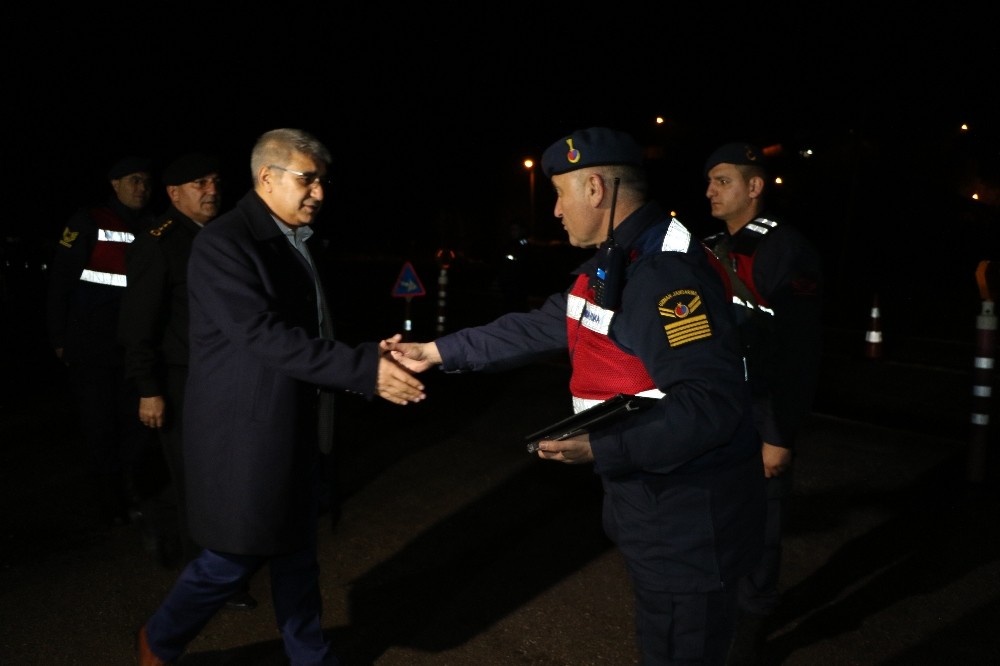 Vali Gürel’den güvenlik güçlerine yeni yıl ziyareti 