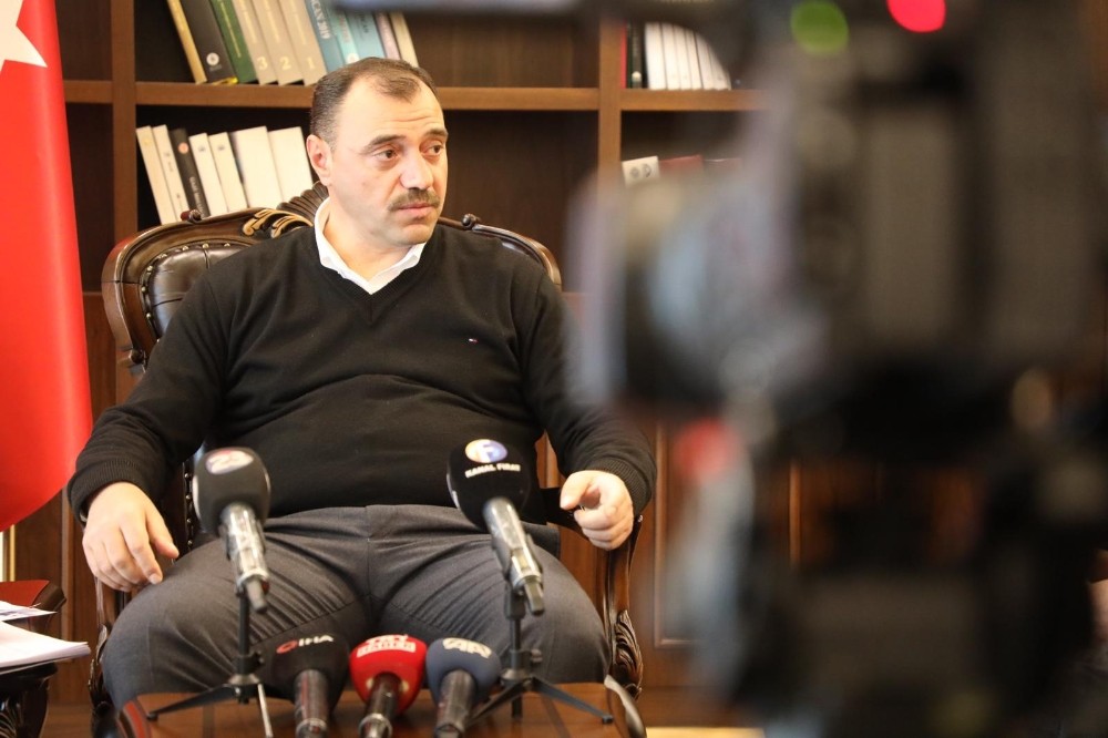 Vali Kaldırım, depremden bugüne kadar olan süreci anlattı 