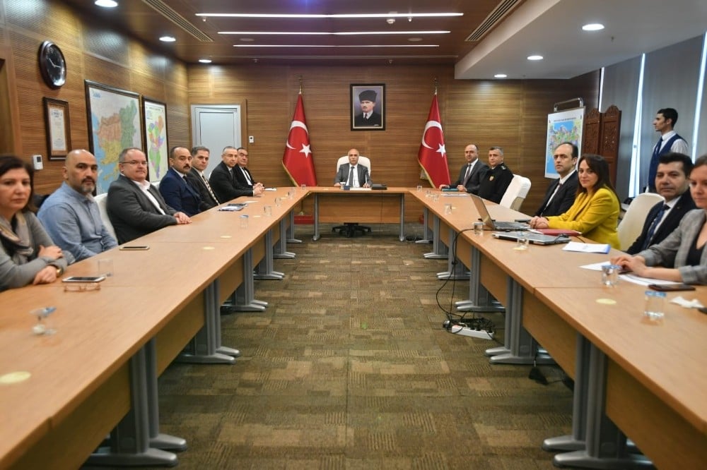 Vali Karahan: “Uyuşturucuyla mücadelede kararlı bir mücadele veriyoruz” 