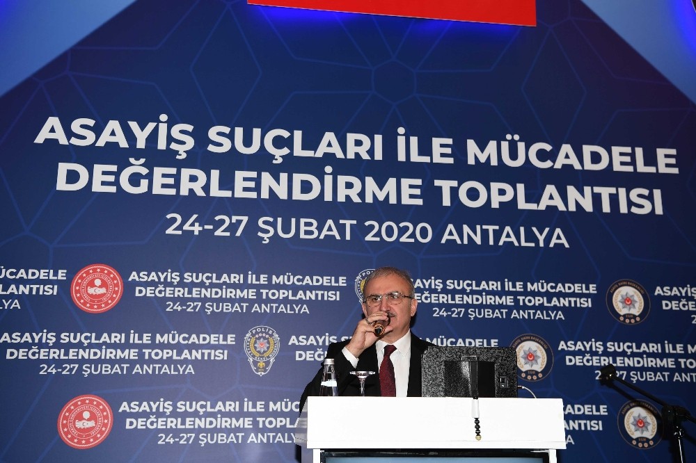 Vali Karaloğlu: 