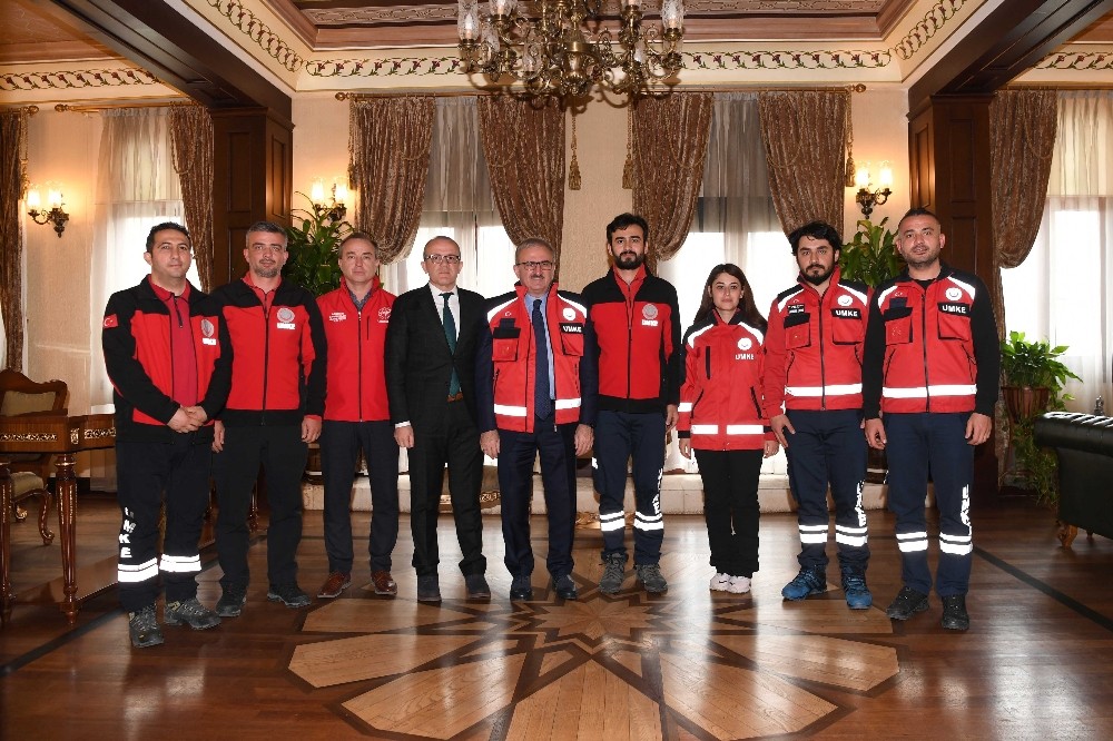 Vali Karaloğlu: 