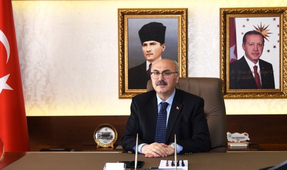 Vali Köşger; “Toplumumuzda her geçen gün artan çevre bilinci bizleri gelecek adına umutlandırmaktadır” 