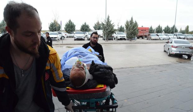 Vali Kumbuzoğlu, 2 askerin şehit olduğu, 1 sivilin öldüğü kazaya ilişkin açıklamalarda bulundu