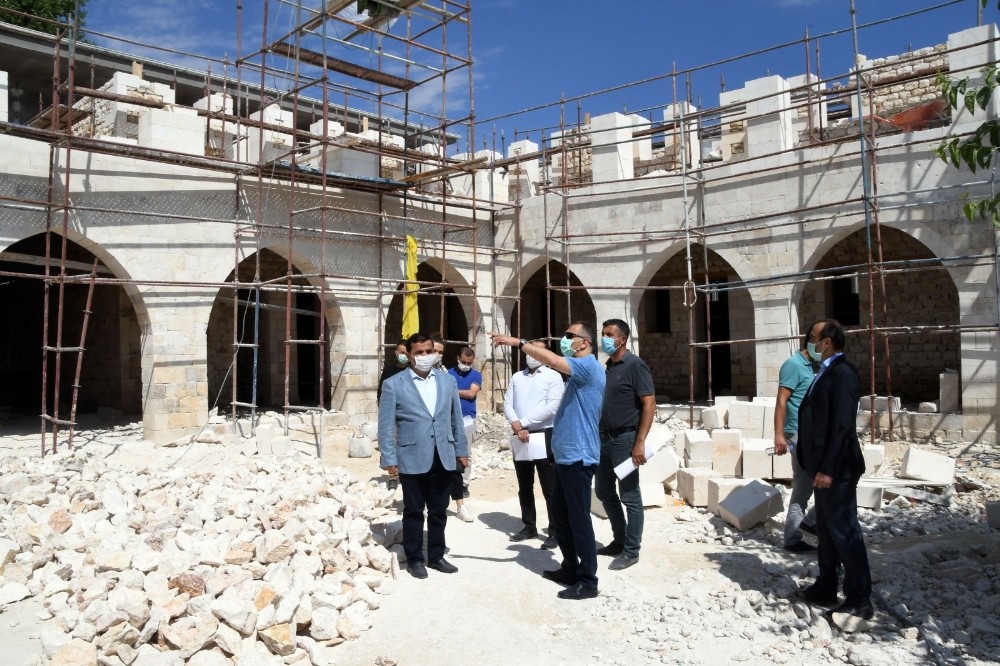 Vali Mahmut Çuhadar kamu yatırımlarını inceledi 