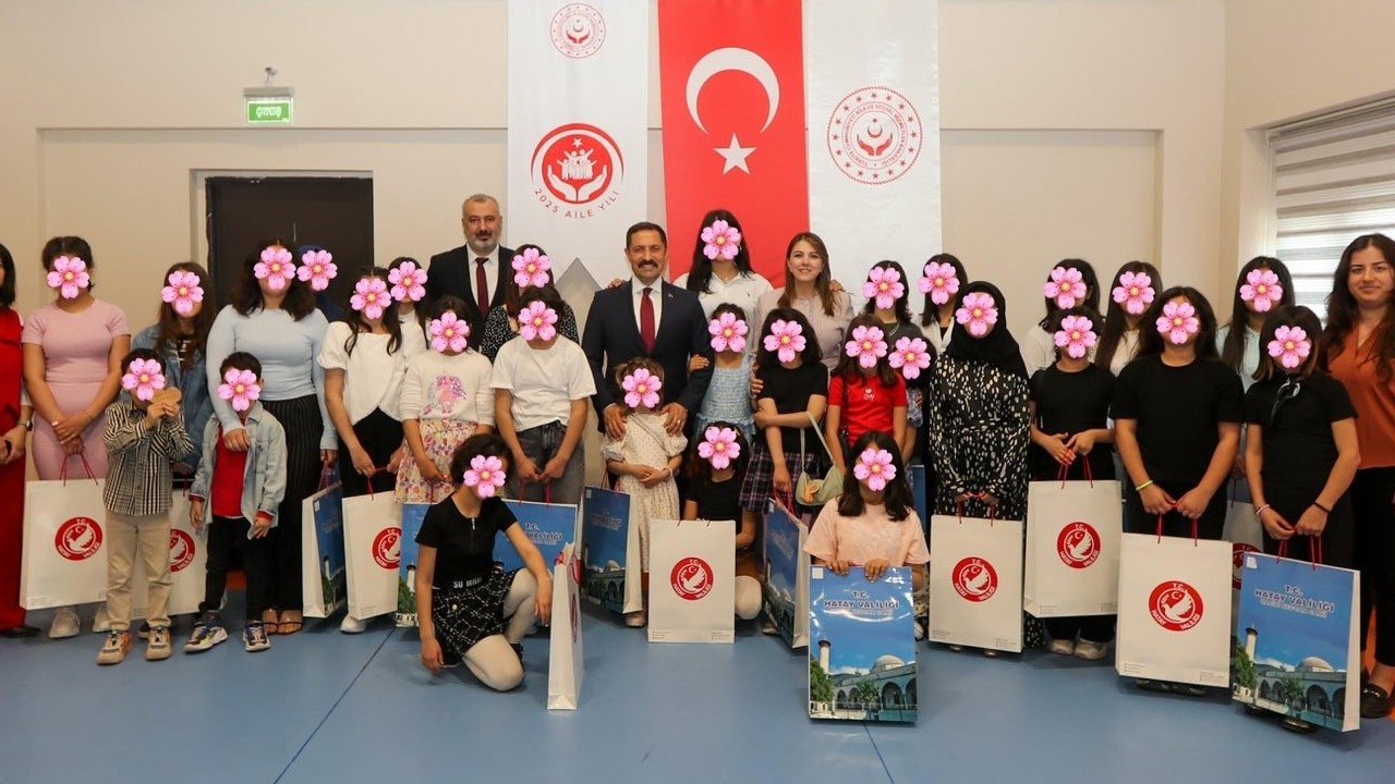 Vali Masatlı, sevgi evlerinde yaşayan çocukların bayram sevincine ortak oldu