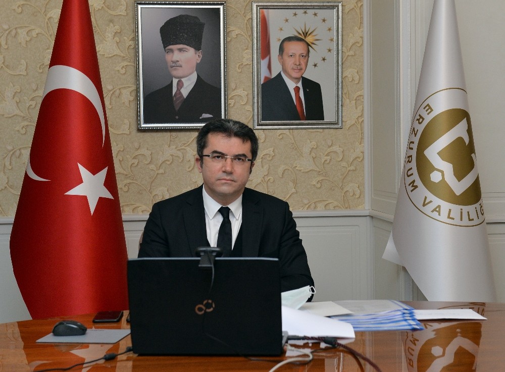 Vali Memiş, Bakan Pakdemirli ile video konferans aracılığıyla toplantı yaptı 