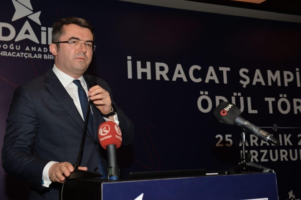 Vali Memiş, “Paranız olsa dahi satın alamayacağınız değerler var” 