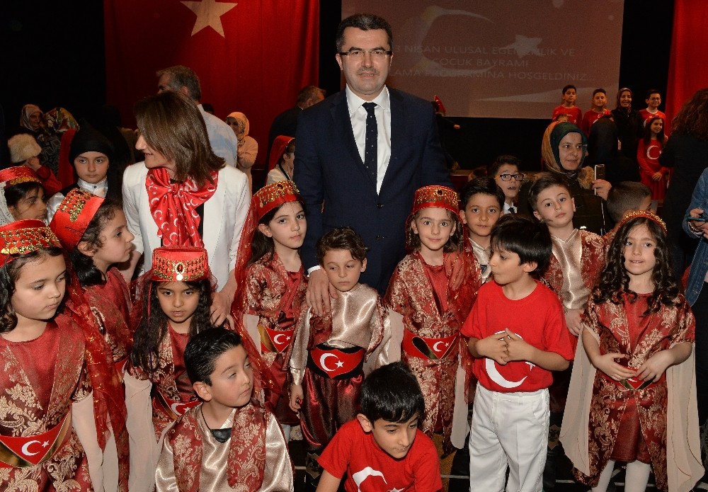 Vali Memiş’ten 23 Nisan Ulusal Egemenlik ve Çocuk Bayramı kutlama mesajı 