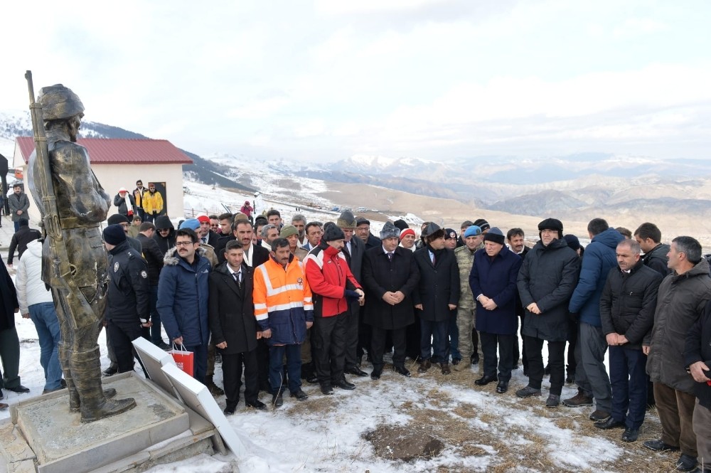 Vali Okay Memiş: “Emre itaatın destanına bu topraklar şahitlik etti” 