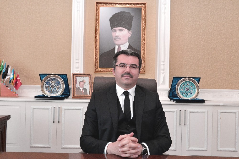 Vali Okay Memiş’ten 18 Mart Çanakkale Şehitlerini Anma Günü kutlama mesajı 
