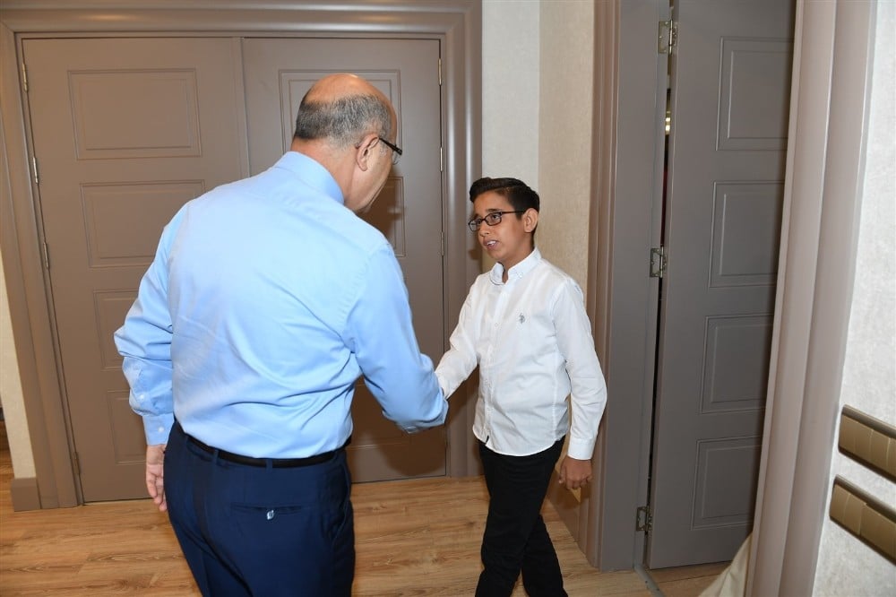 Vali olmak isteyen Furkan, Vali Demirtaş ile buluştu 