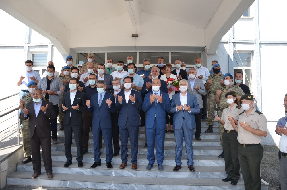Vali Özkan Tunceli’ye dualarla uğurlandı 