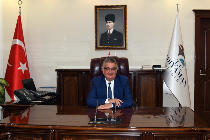 Vali Pekmez 14 Mart Tıp Bayramını kutladı 