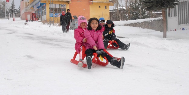 Vali Şahin açıkladı: İstanbul'da okullar tatil