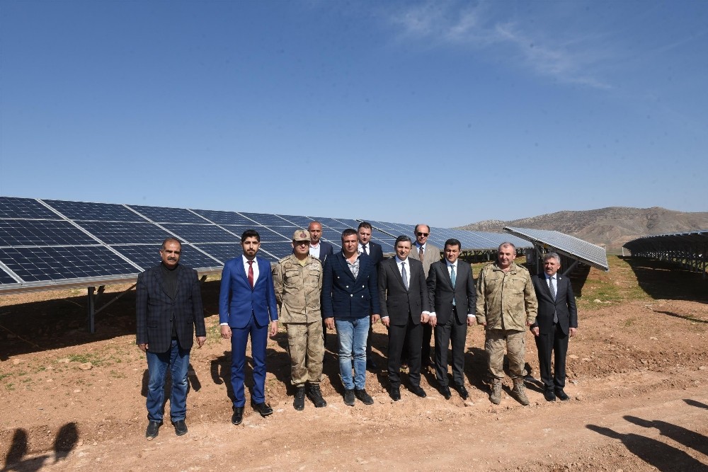 Vali Şahin, Gercüş’te incelemelerde bulundu 
