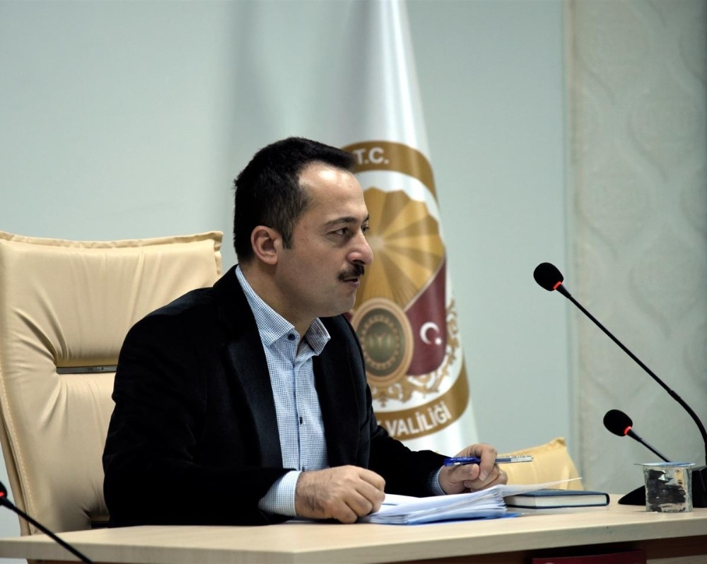 Vali Şentürk; 