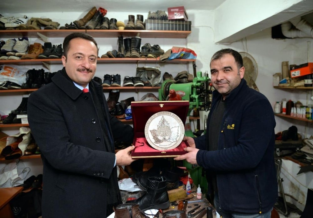 Vali Şentürk’ten yılın ahisine ziyaret 