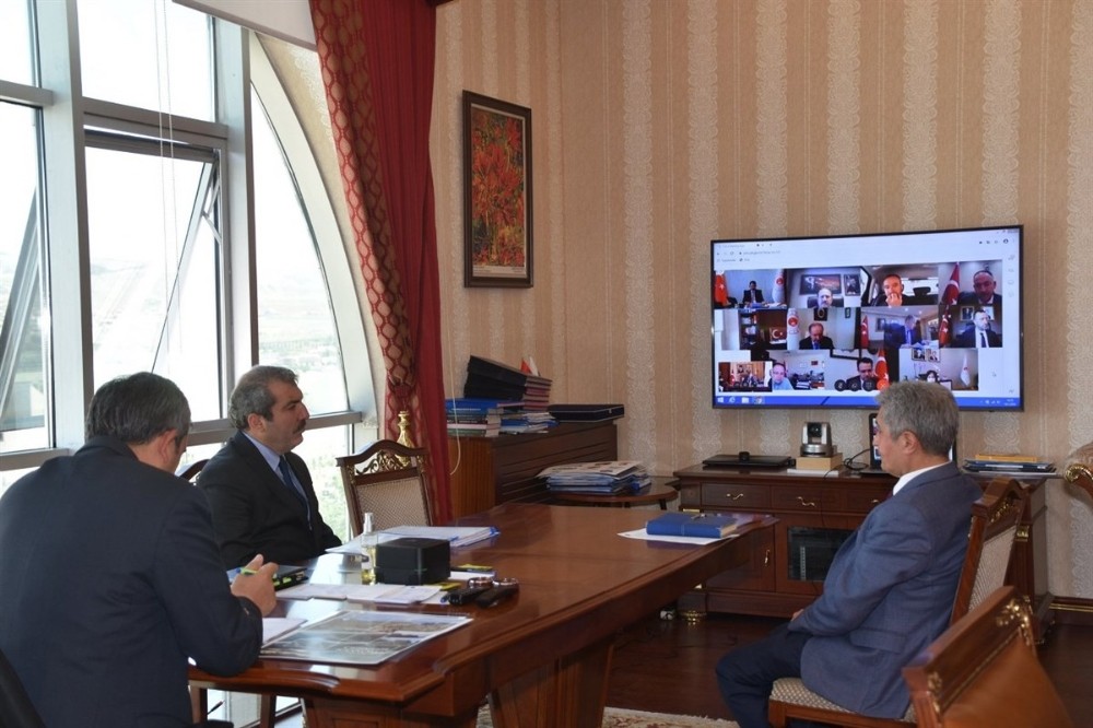 Vali Sezer, ’Kırıkkale İl Değerlendirme Toplantısı’na katıldı 
