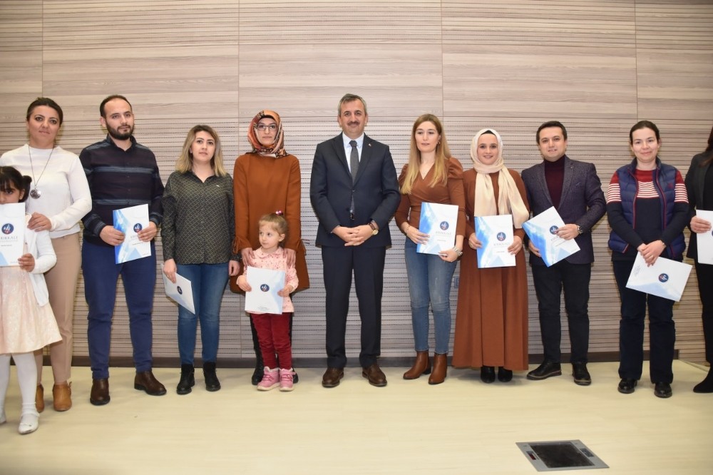 Vali Sezer: 