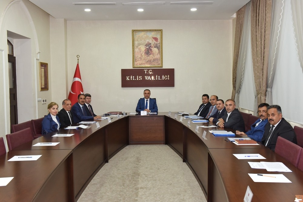 Vali Soytürk başkanlığında tahsisat komisyonu toplandı 