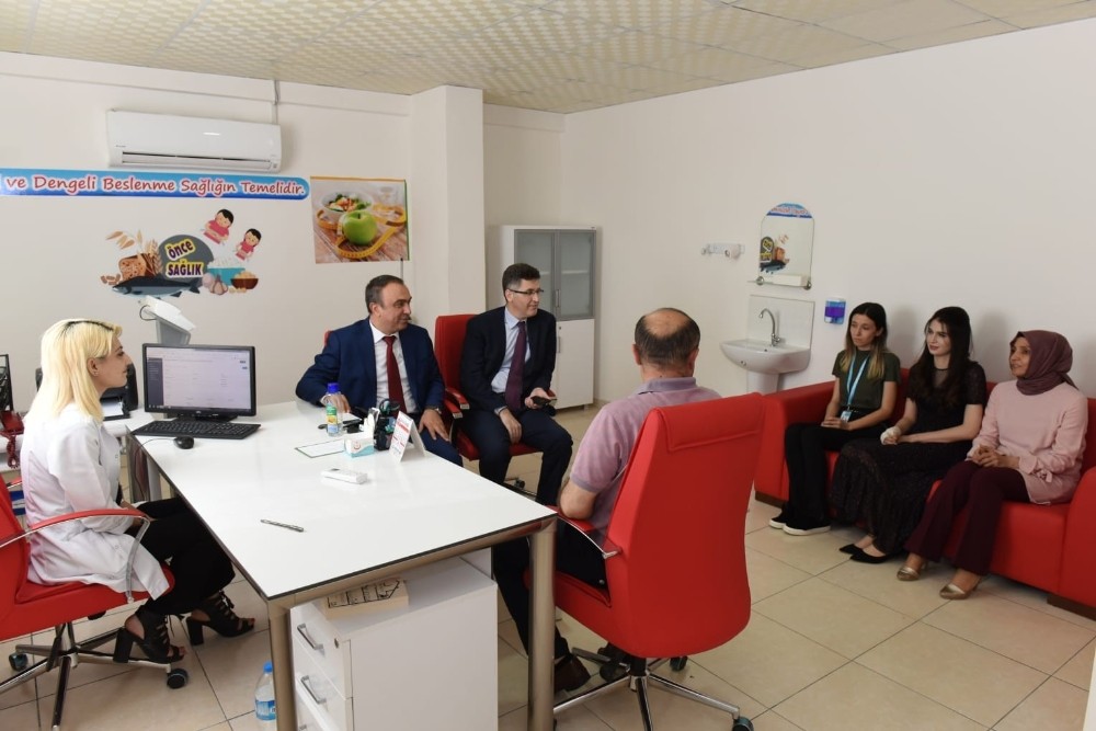Vali Soytürk Sağlıkta Hayat Merkezi ziyaret etti 