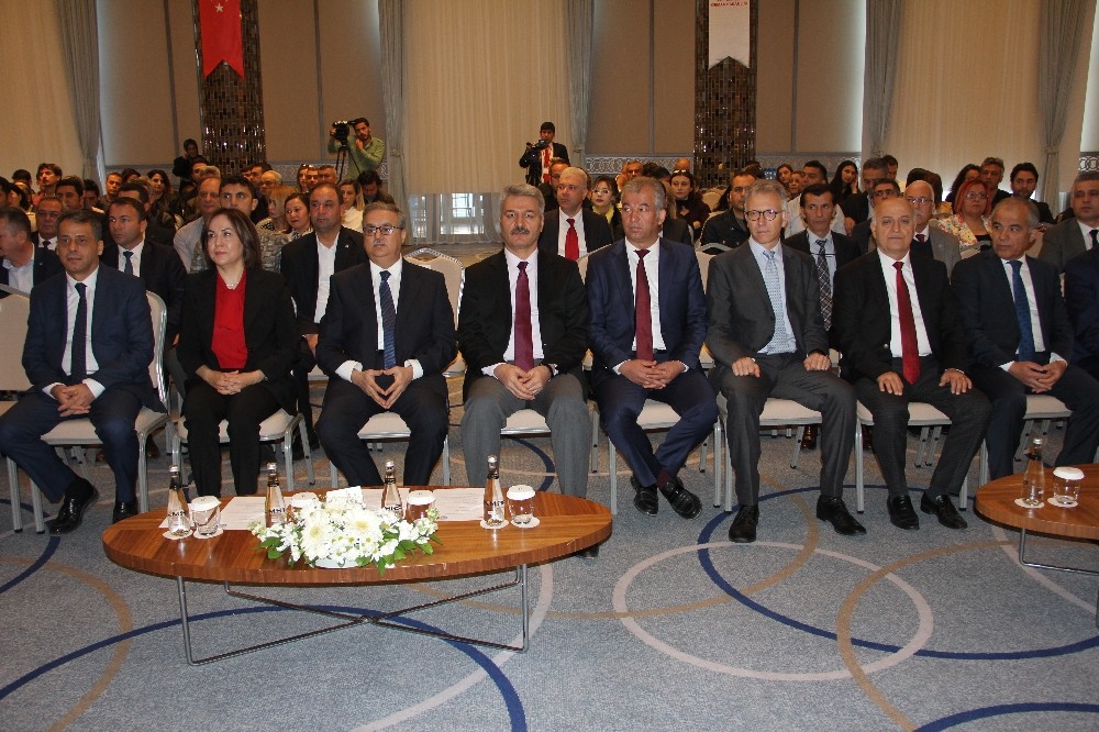 Vali Su: “Akdeniz Meyve Sineği oranını yüzde 40’tan yüzde 1’in altına indirmeyi başardık” 