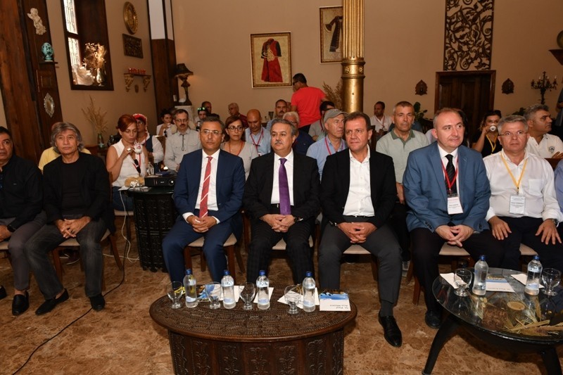 Vali Su, “Lezzet Turu” kapsamında turizmcilerle bir araya geldi 