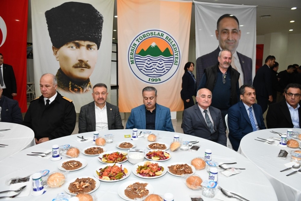 Vali Su, Şehit Emrah Şahin’in mevlitine katıldı 
