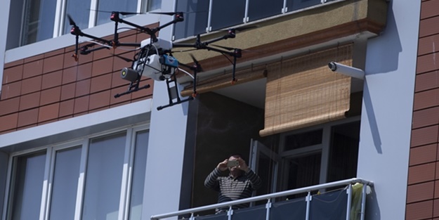 Vali talimat verdi: Drone ile havadan da dezenfekte işlemi yapılıyor