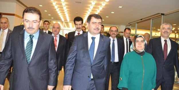 Vali Vasip Şahin Ankara'ya uğurlandı