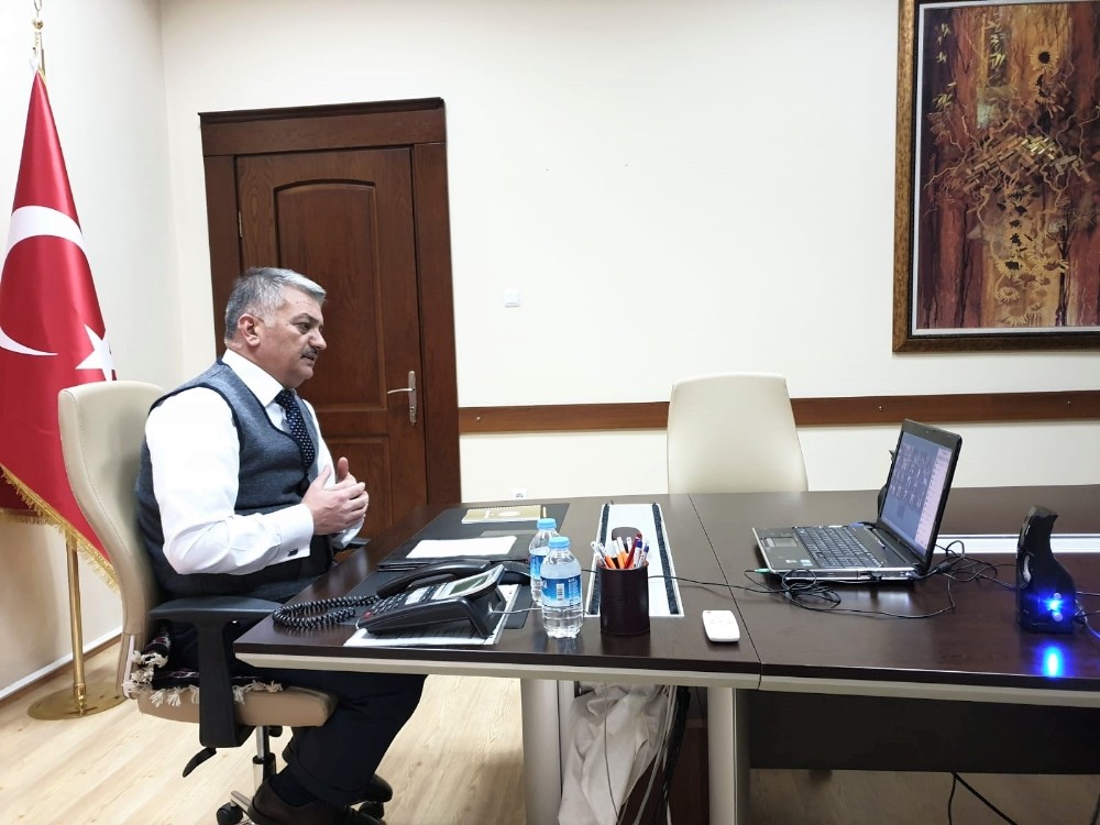 Vali Yazıcı, Kaymakamlarla korona virüs toplantısı yaptı 