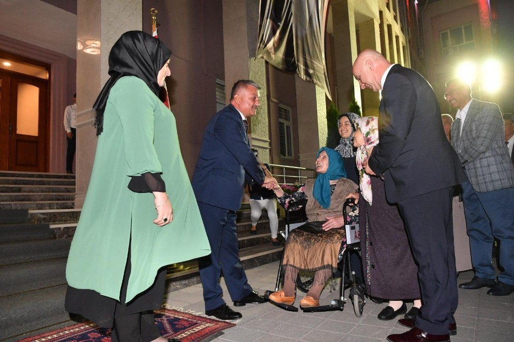Vali Yazıcı’dan 30 Ağustos resepsiyonu 