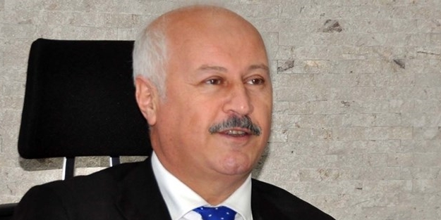 Vali yeni görevinden 10 dakika sonra istifa etti!